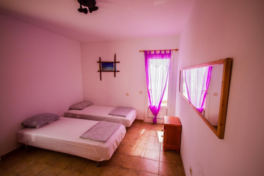 Surfhouse Hotel คอร์ราเลโฮ ภายนอก รูปภาพ