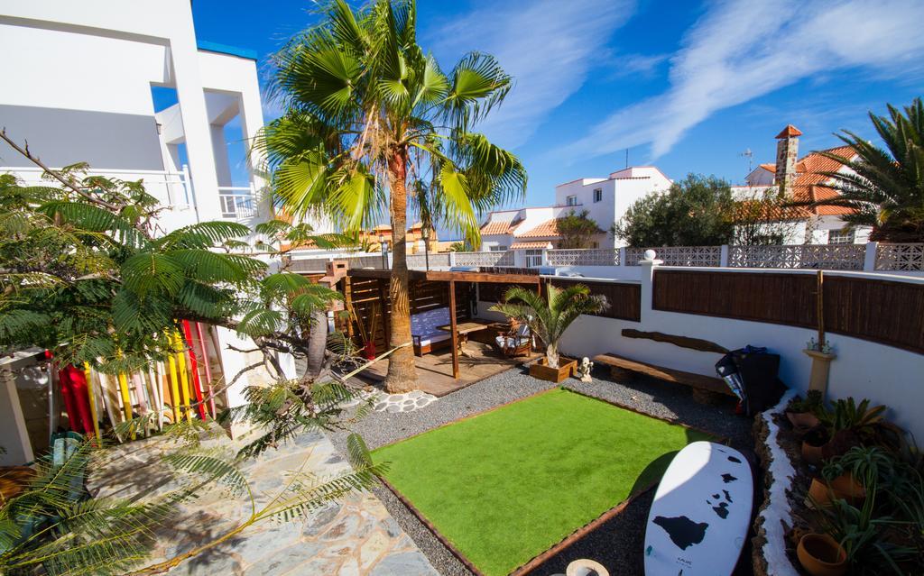 Surfhouse Hotel คอร์ราเลโฮ ภายนอก รูปภาพ